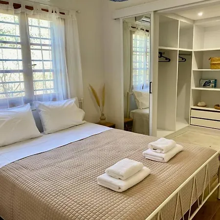 Charming House 8 Minutes Walk From Almyrida בית נופש אלמירידה