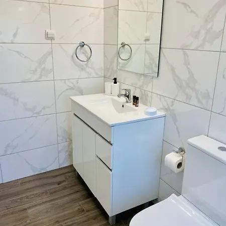 בית נופש Charming House 8 Minutes Walk From Almyrida *