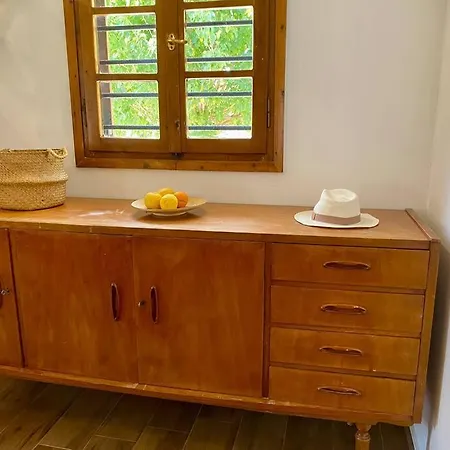 Charming House 8 Minutes Walk From Almyrida Almirida