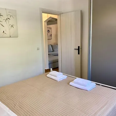 Charming House 8 Minutes Walk From Almyrida Almirida